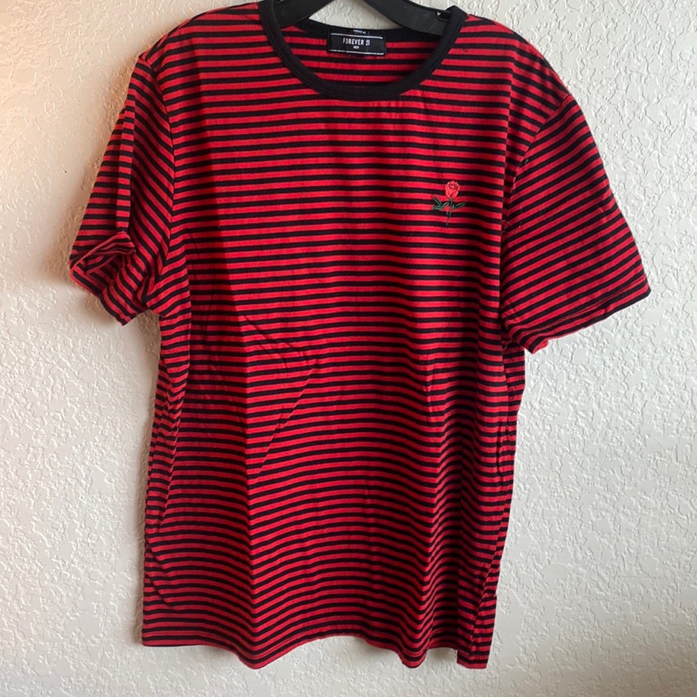 Young men’s trend T-shirt